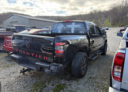 NISSAN FRONTIER SV CREW CAB