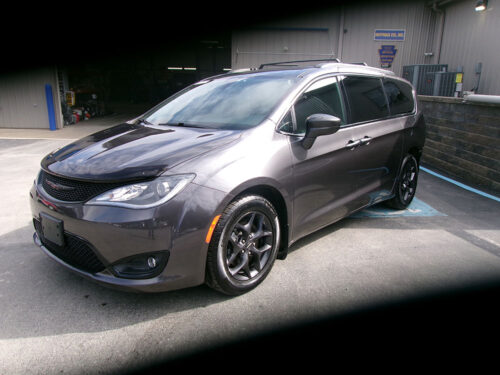 CHRYSLER PACIFICA TOURING PLUS