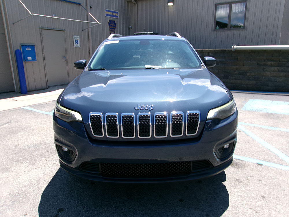 
								2019 Jeep Cherokee Latitude Plus full									