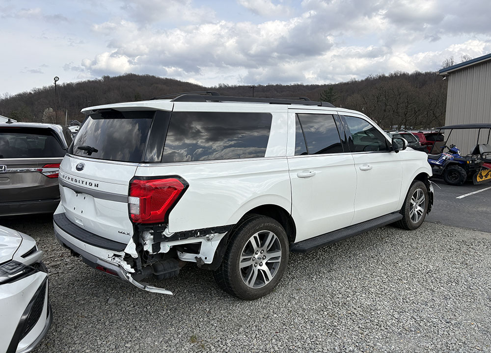 
								FORD EXPEDITION MAX XLT full									