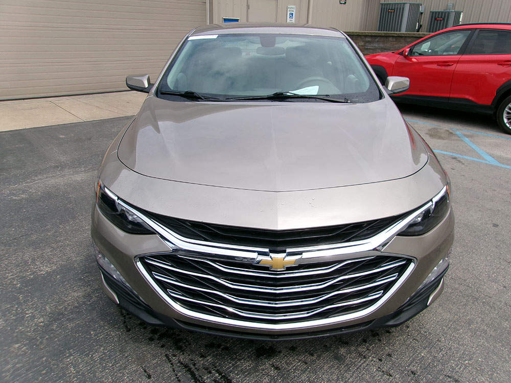 
								2022 Chevrolet Malibu LT full									