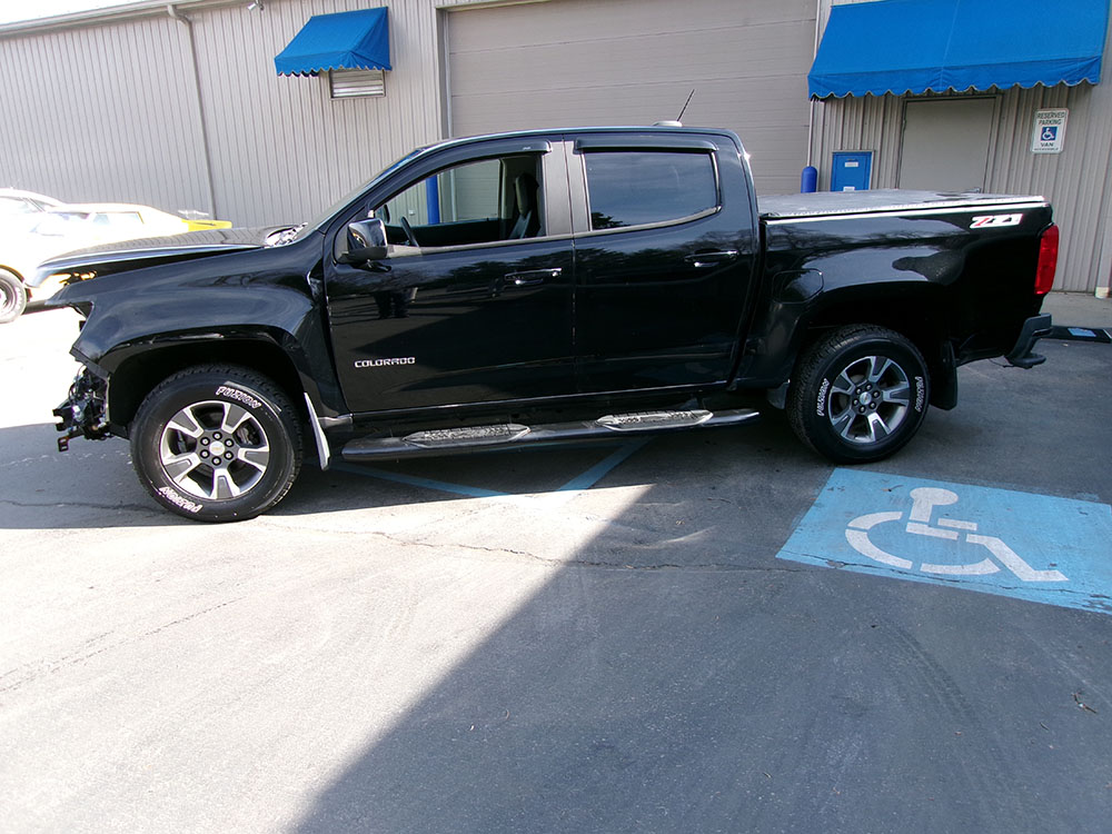 
								2016 Chevrolet Colorado Z71 Crew Cab full									