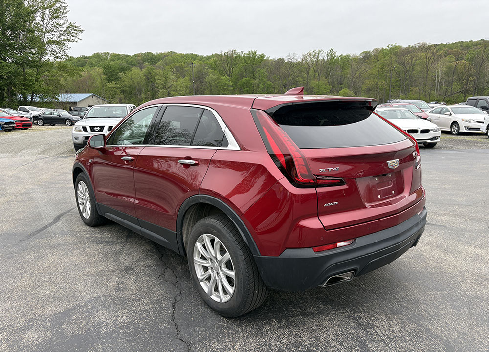 
								CADILLAC XT4 LUXURY full									