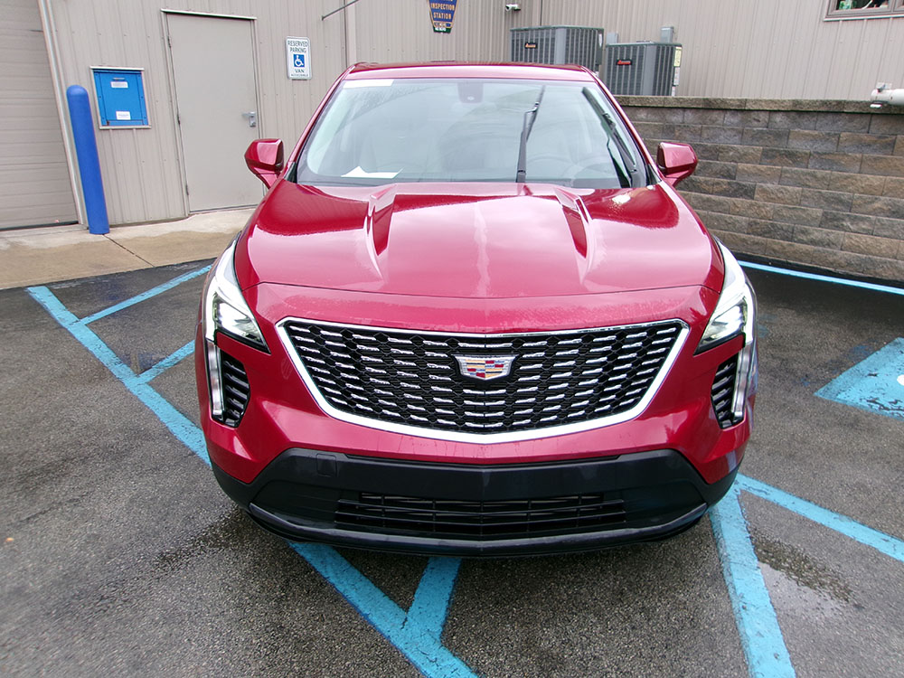 
								CADILLAC XT4 LUXURY full									