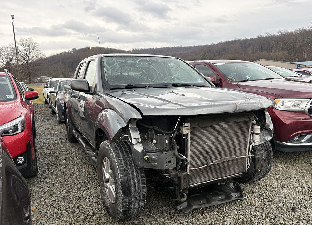 
								NISSAN FRONTIER S CREW CAB full									