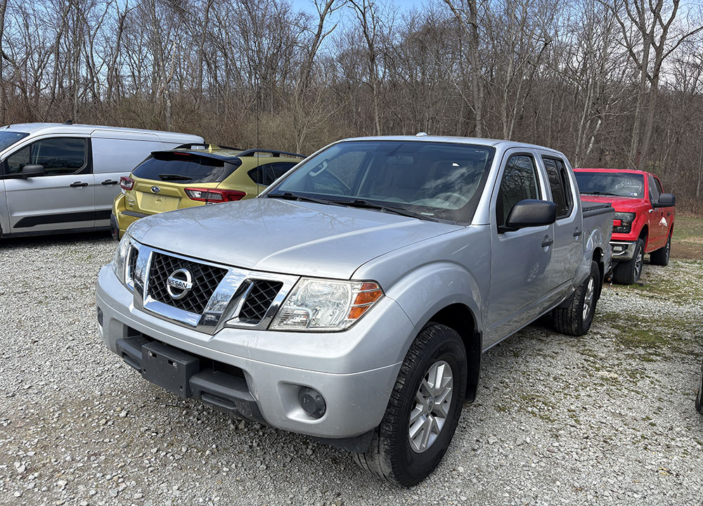 
								NISSAN FRONTIER SV CREW CAB full									