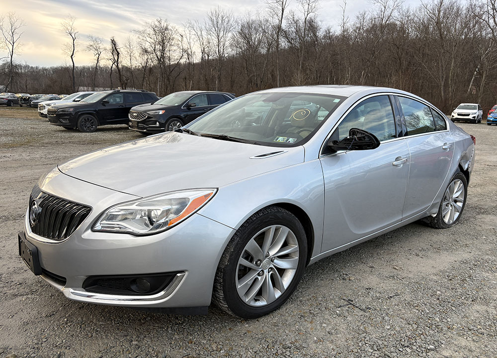 
								2017 Buick Regal full									