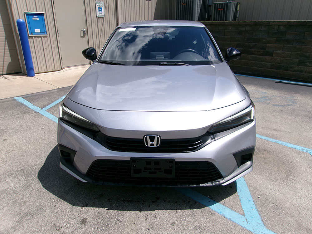 
								2022 Honda Civic Sport full									