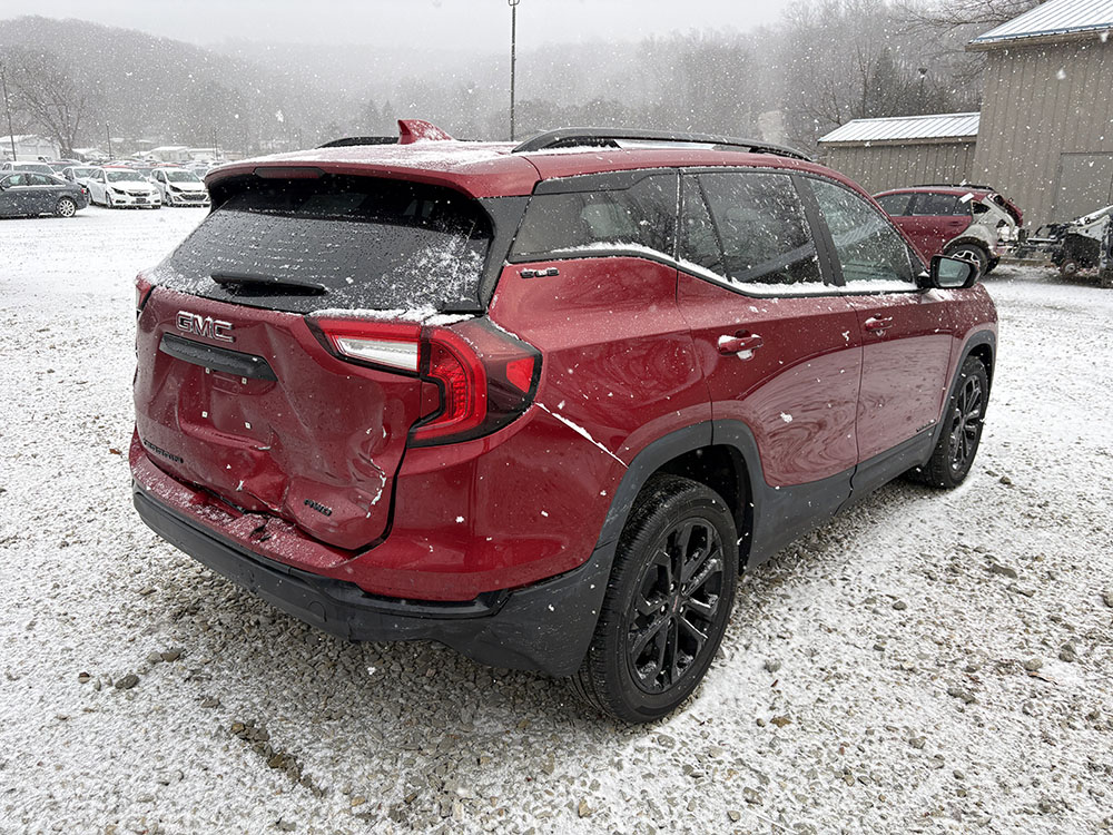 
								2022 GMC Terrain SLE full									