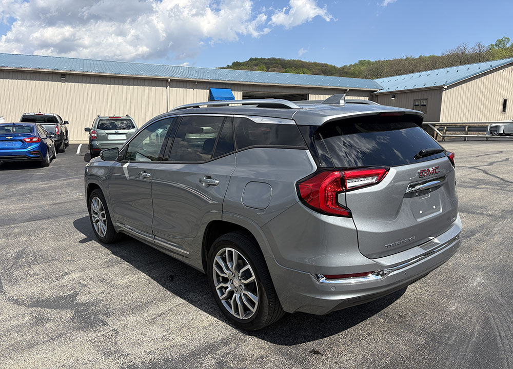 
								GMC TERRAIN DENALI full									