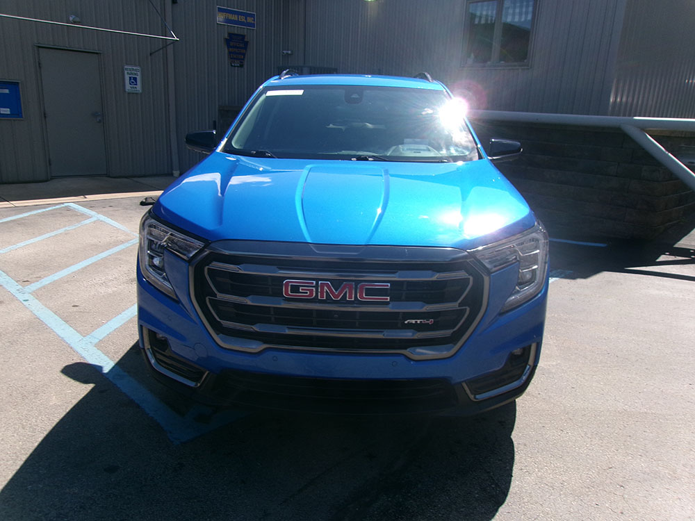 
								2024 GMC Terrain AT4 full									