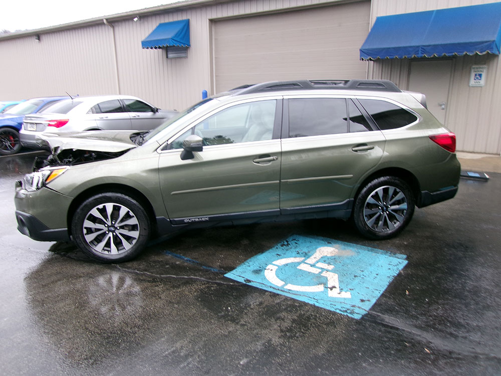 
								2017 Subaru Outback Limited full									