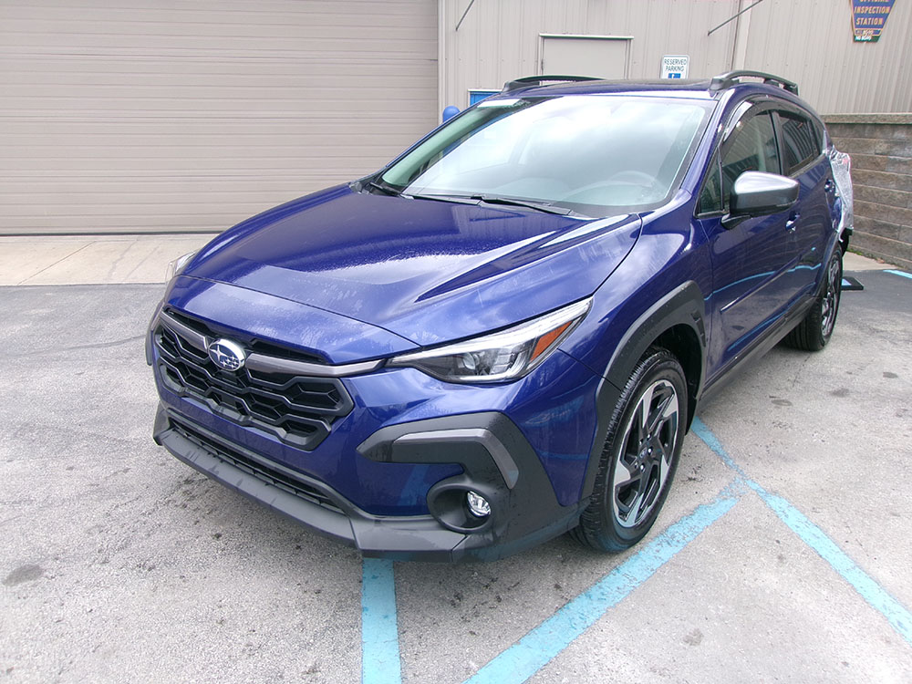 
								SUBARU CROSSTREK LIMITED full									