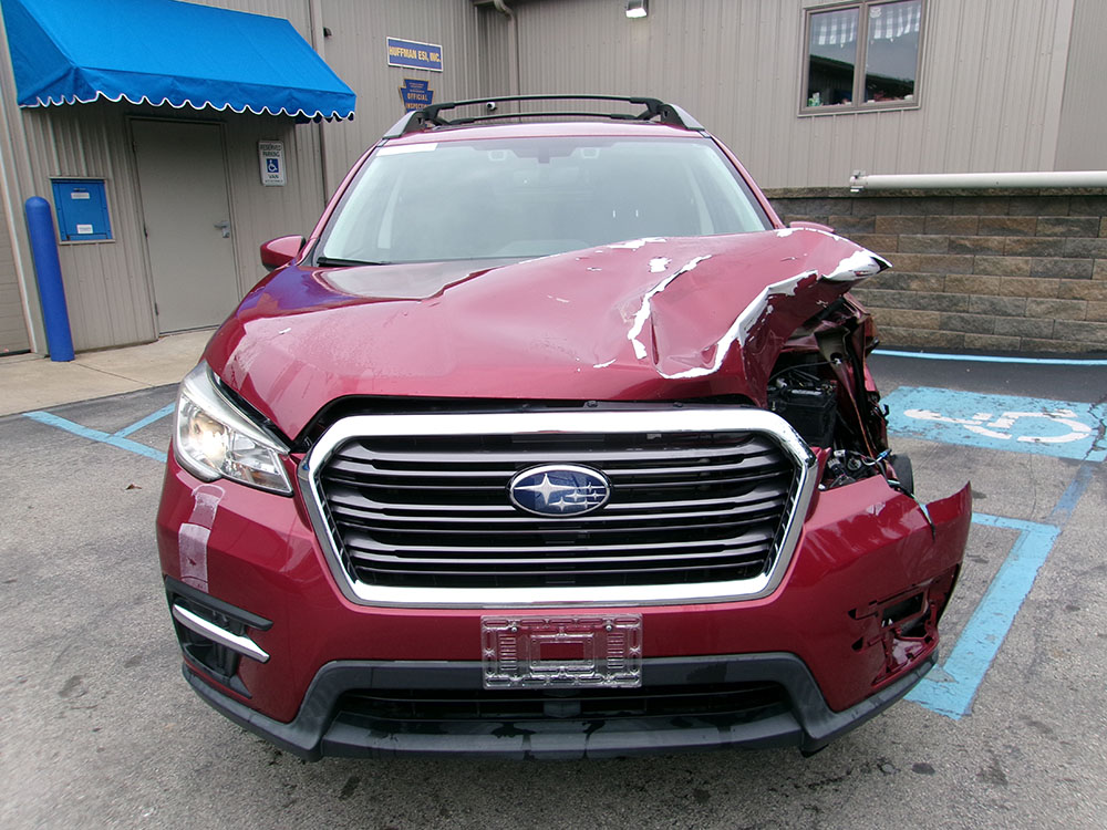 
								2019 Subaru Ascent Premium full									