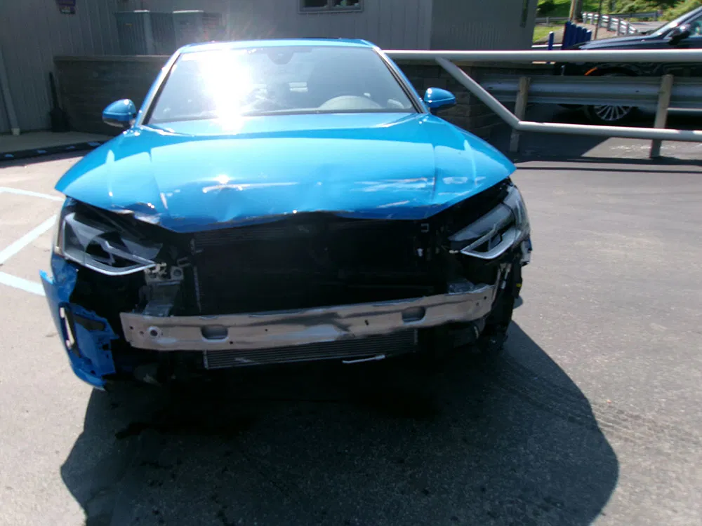 
								2021 Audi A4 Premium full									