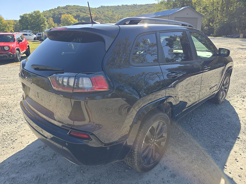 
								2020 Jeep Cherokee High Altitude full									