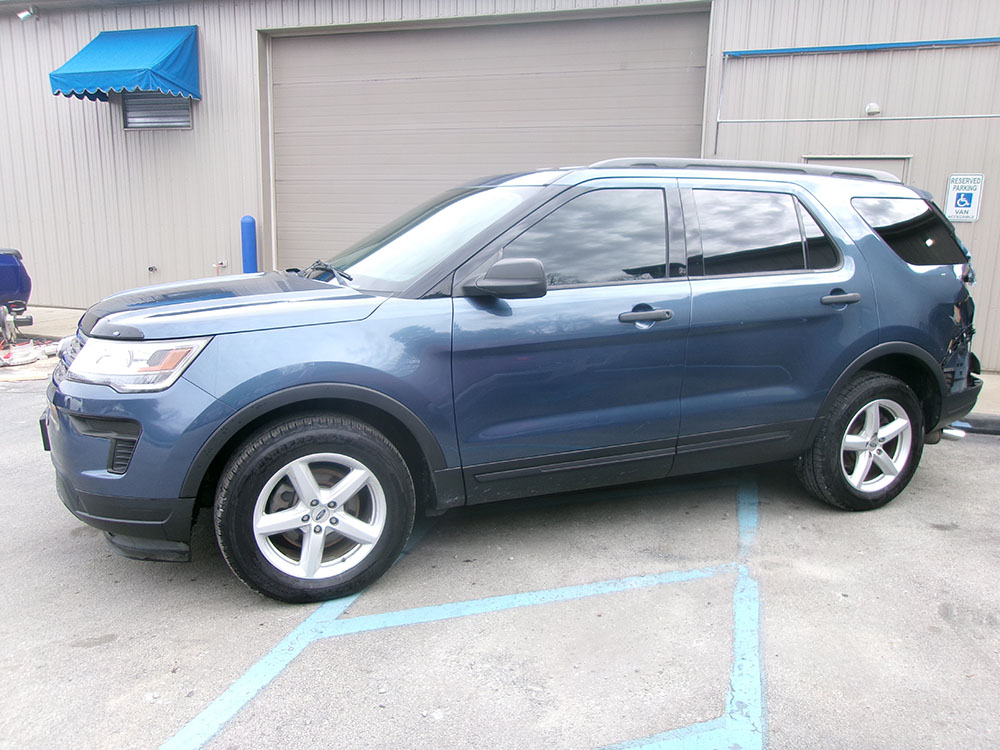
								2018 Ford Explorer full									