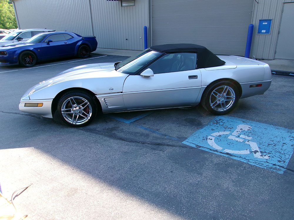 
								1996 Chevrolet Corvette full									