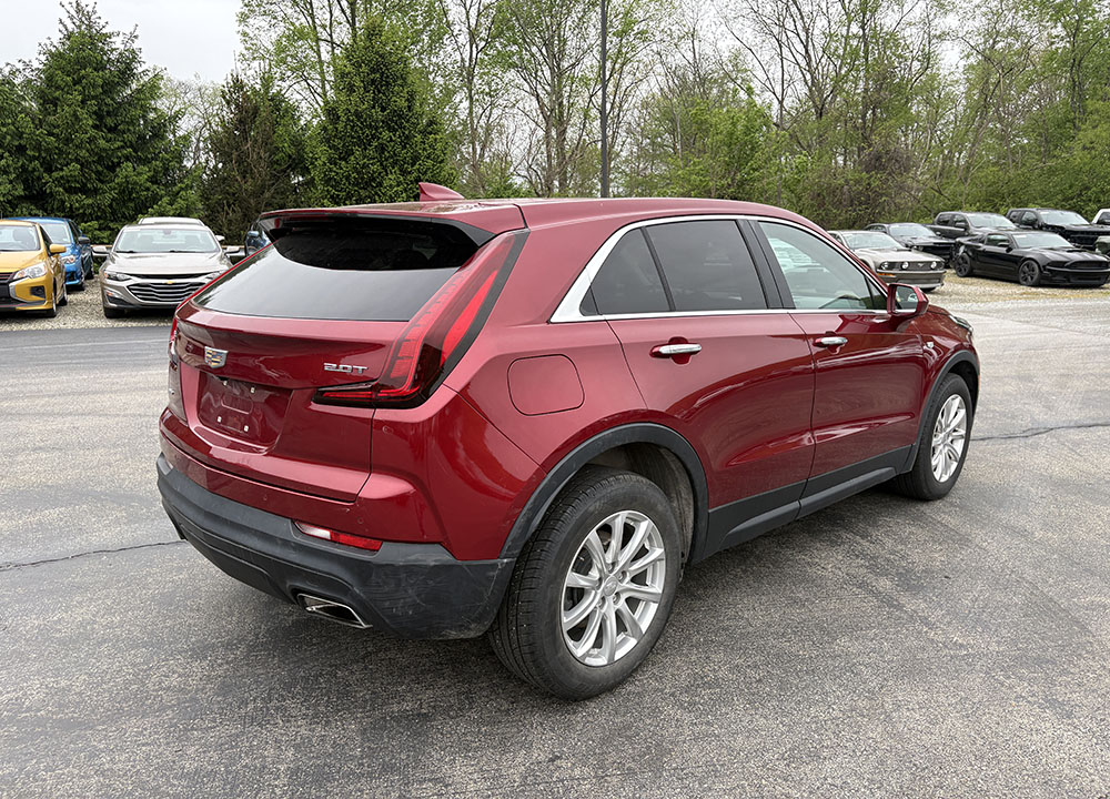 
								CADILLAC XT4 LUXURY full									