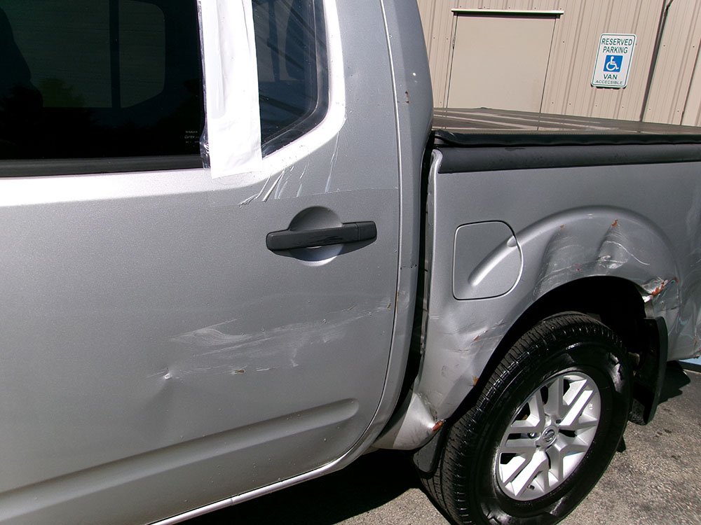 
								NISSAN FRONTIER SV CREW CAB full									