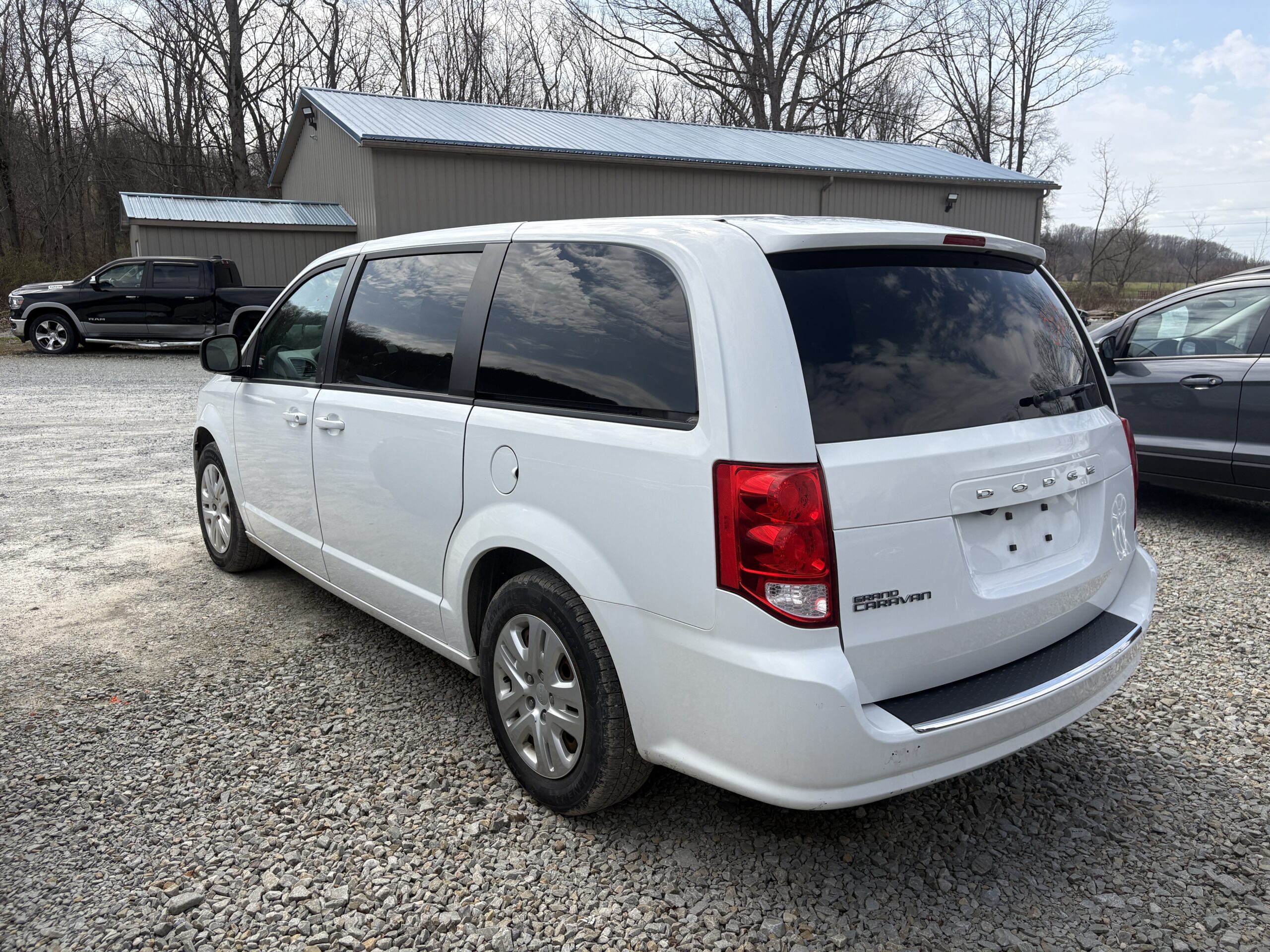 
								DODGE GRAND CARAVAN SE full									