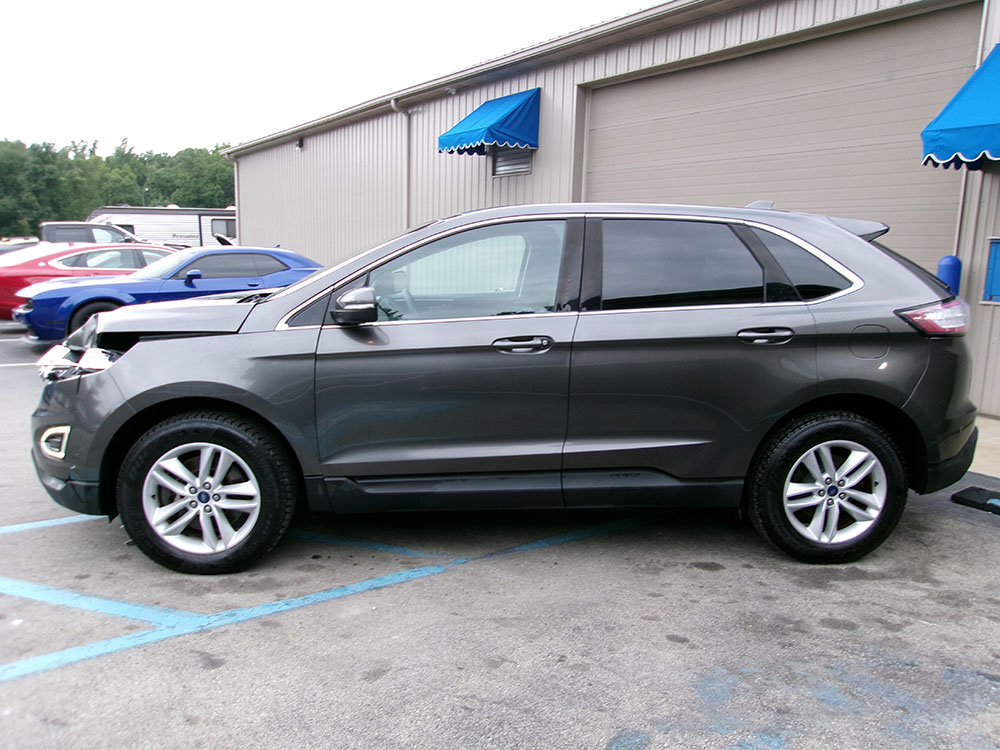 
								2017 Ford Edge SEL full									