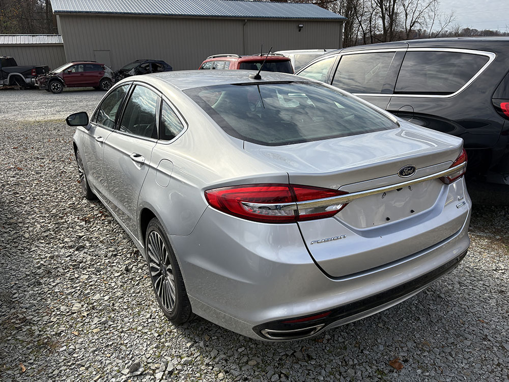 
								2017 Ford Fusion SE EcoBoost full									