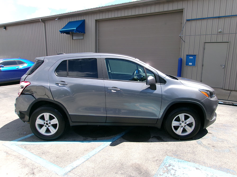 
								2020 Chevrolet Trax LS full									