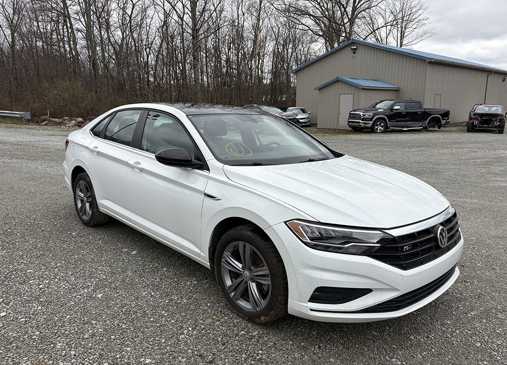 
								VOLKSWAGEN JETTA S full									