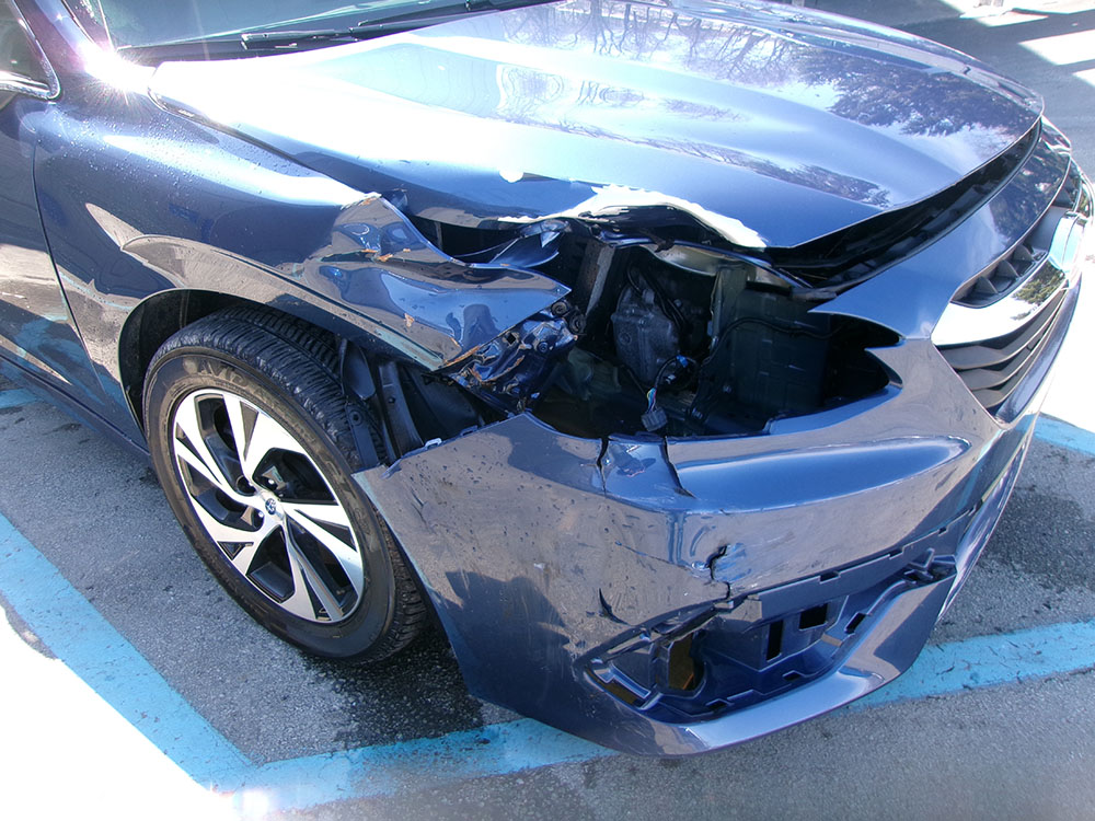 
								SUBARU LEGACY PREMIUM full									