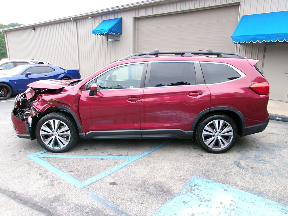 
								2019 Subaru Ascent Premium full									
