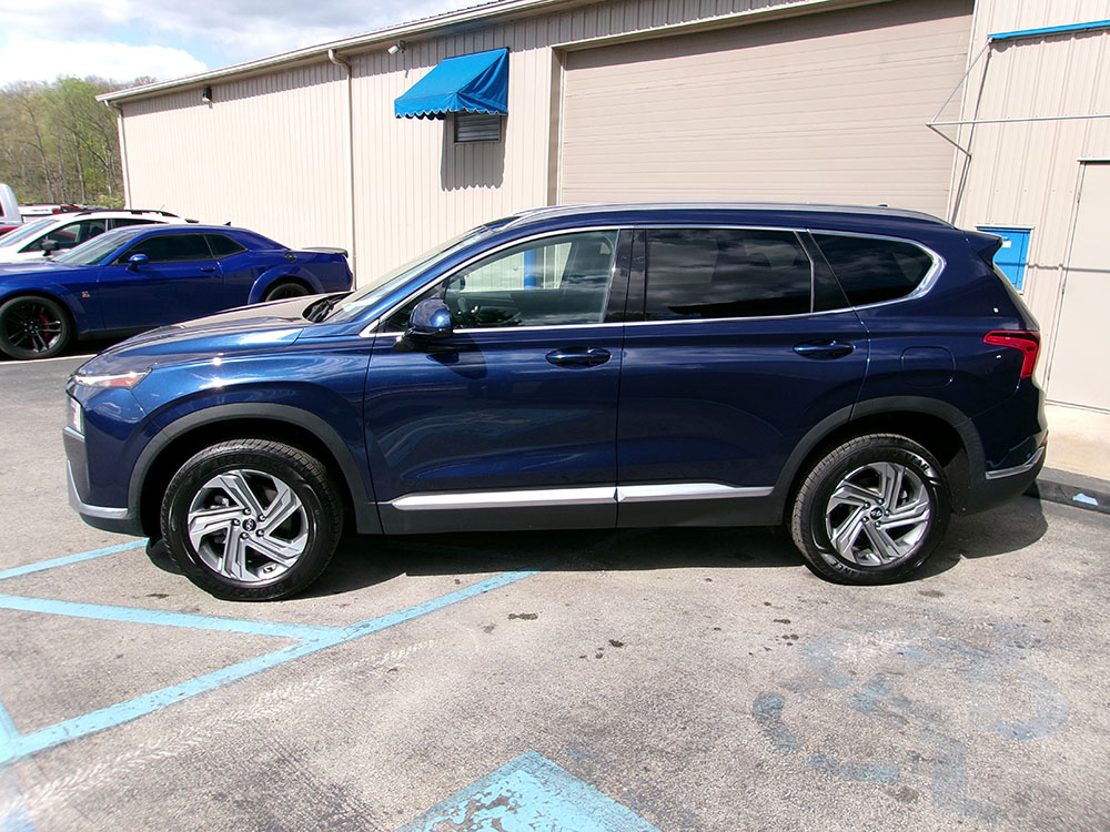 
								2022 Hyundai Santa Fe SEL full									