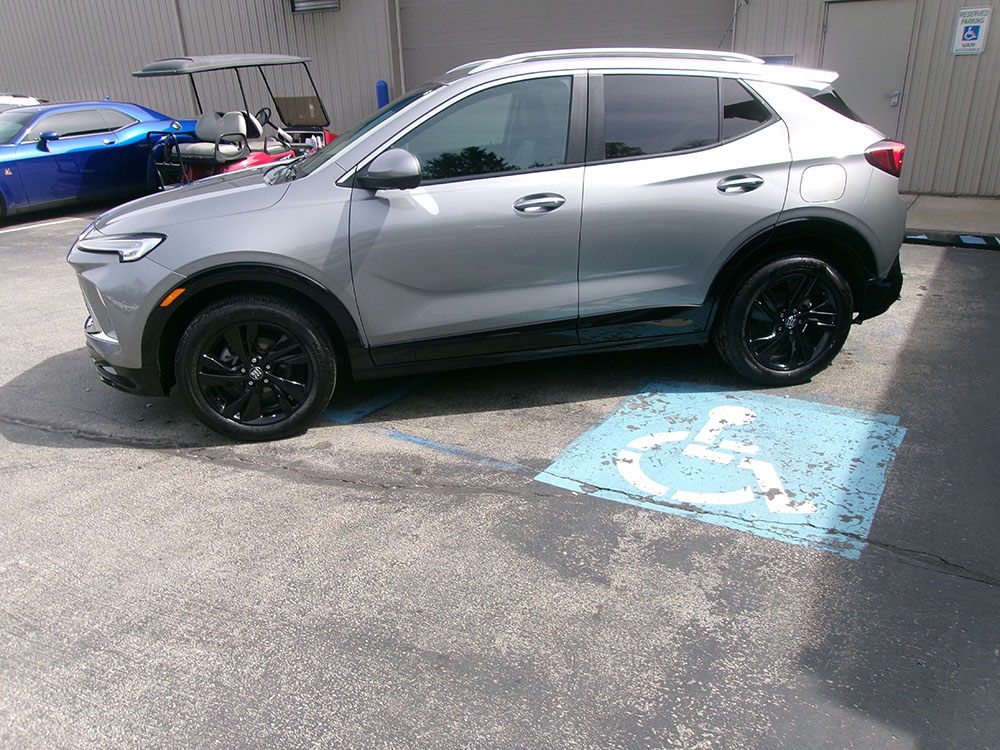 
								BUICK ENCORE GX SPORT TOURING full									