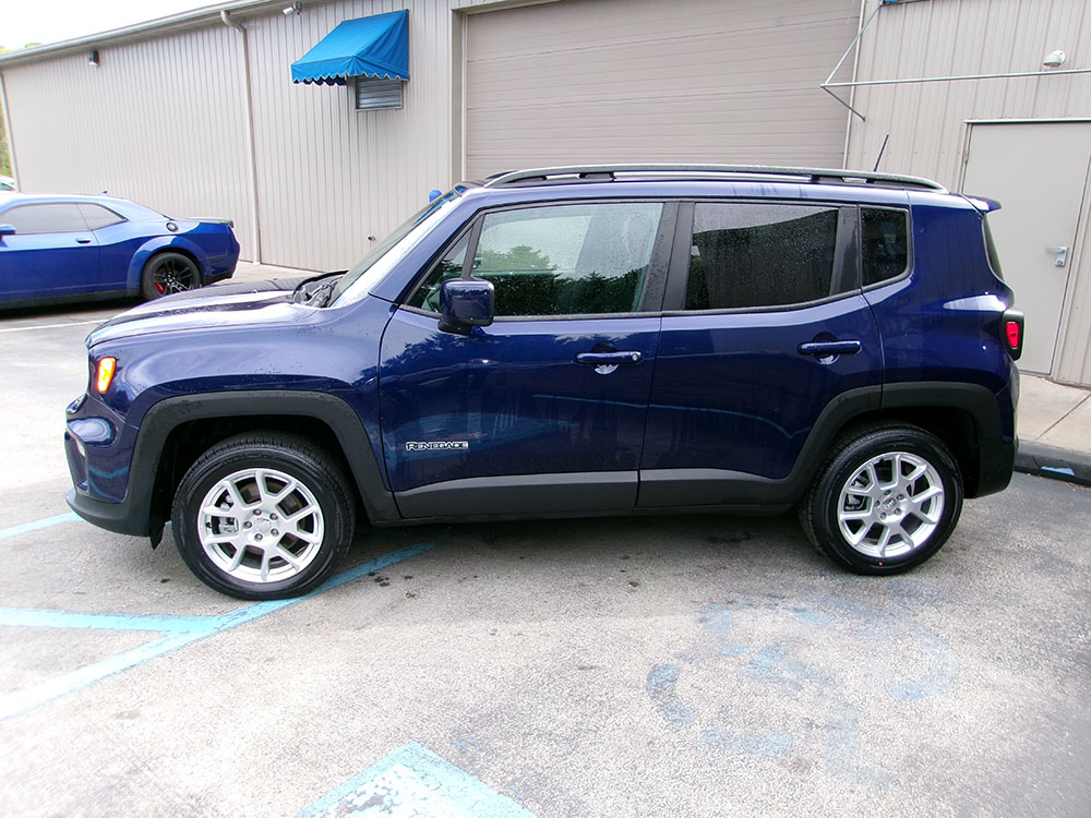 
								2021 Jeep Renegade Latitude full									