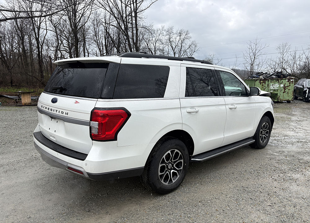 
								FORD EXPEDITION XLT full									