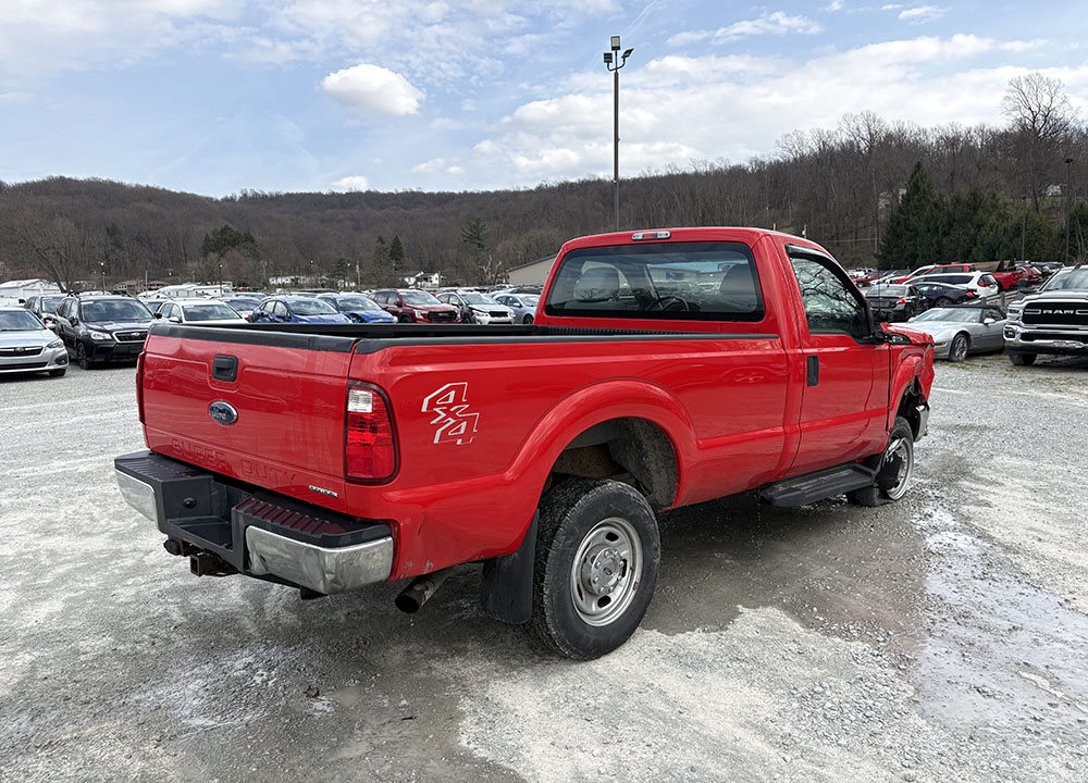 
								FORD F-250 SD REG CAB full									