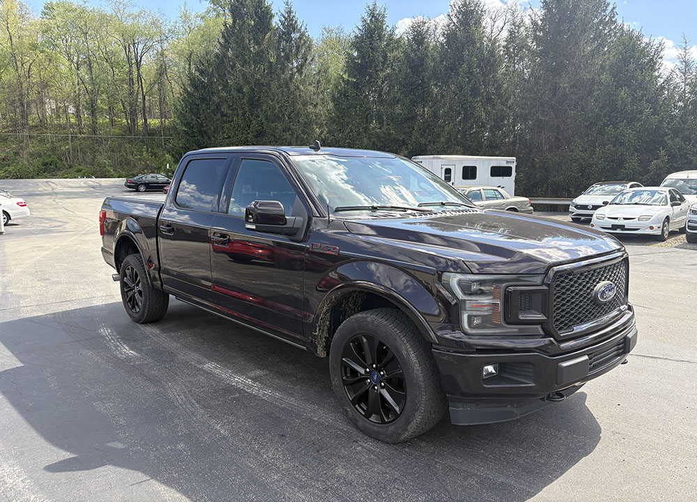 
								FORD F-150 LARIAT FX4 SUPER CREW CAB full									