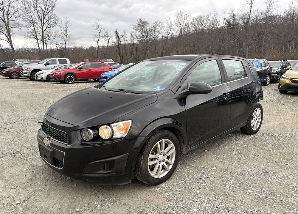 
								CHEVROLET SONIC LT full									