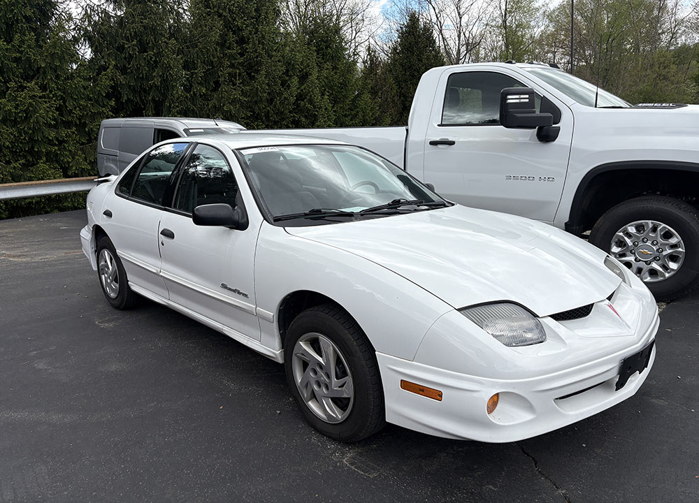 
								PONTIAC SUNFIRE SE full									