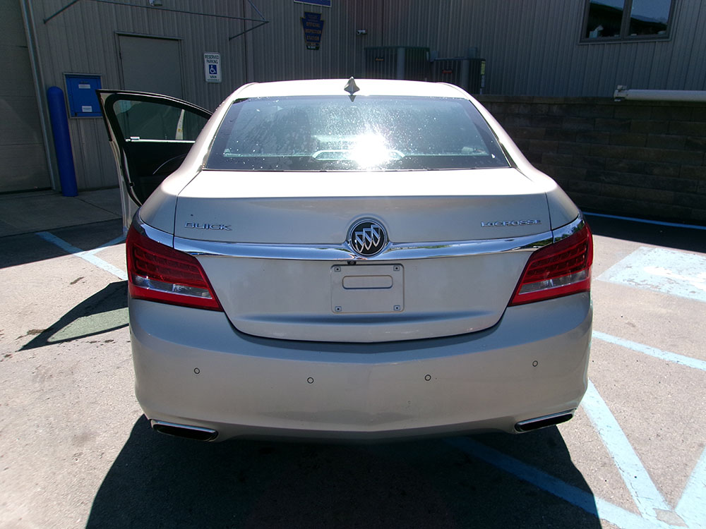 
								2015 Buick LaCrosse Leather full									