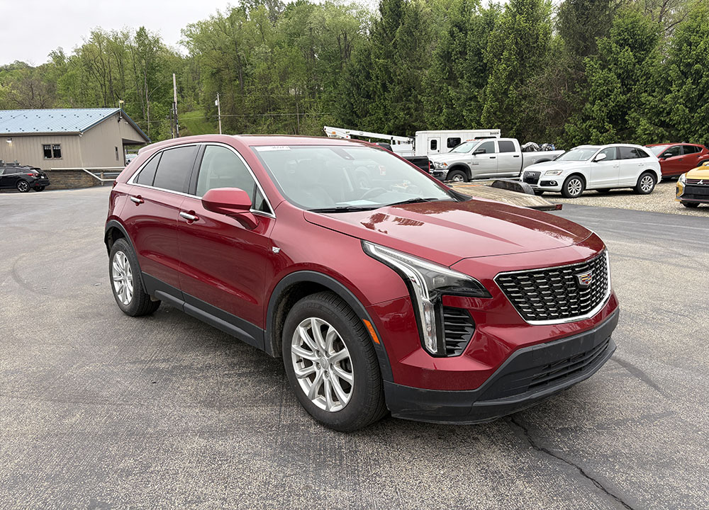 
								CADILLAC XT4 LUXURY full									