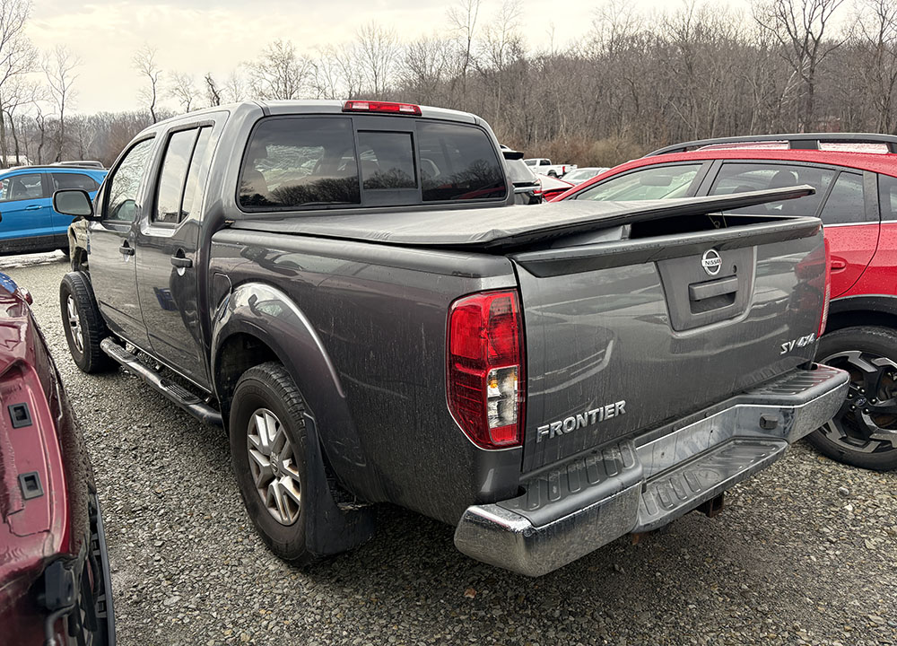 
								NISSAN FRONTIER S CREW CAB full									