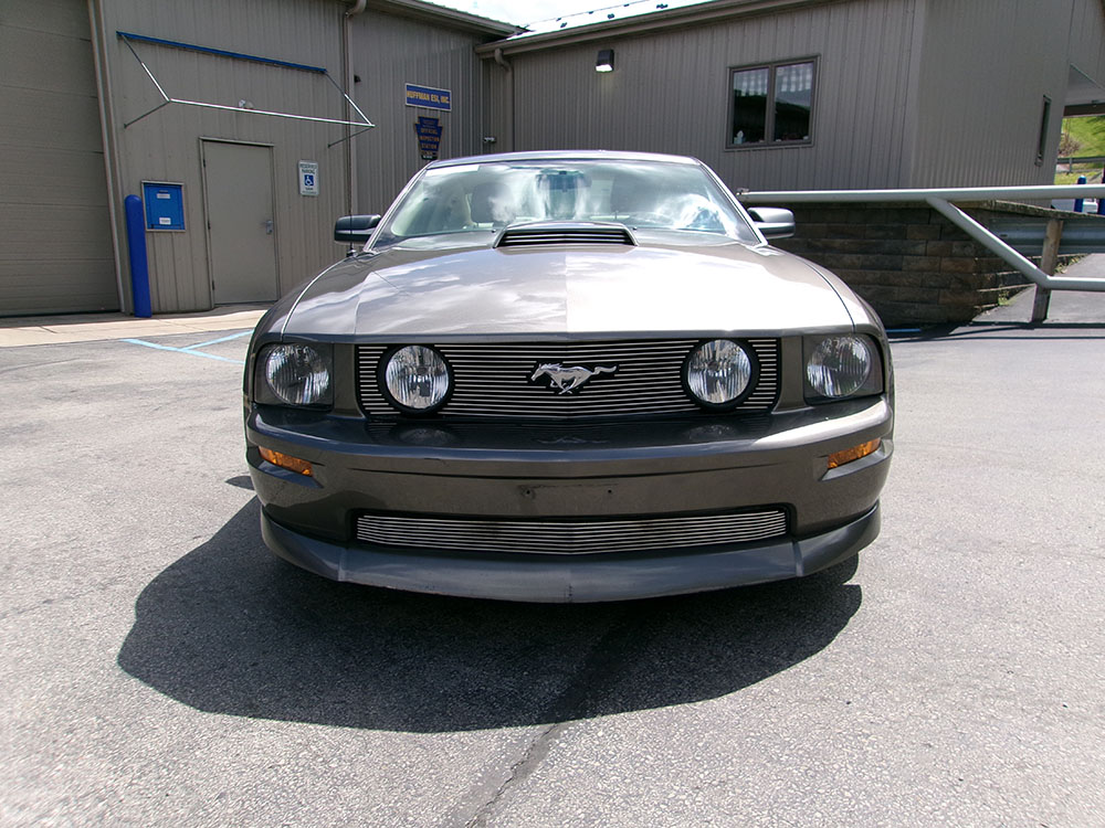 
								FORD MUSTANG GT full									