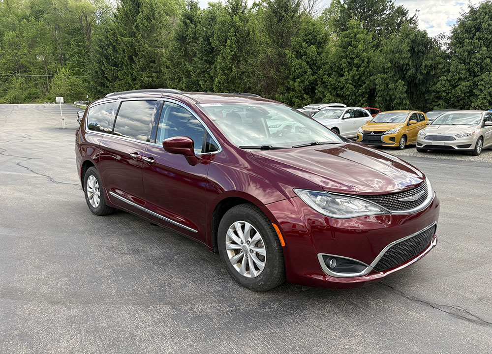 
								CHRYSLER PACIFICA TOURING L full									
