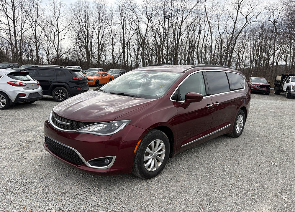 
								CHRYSLER PACIFICA TOURING L full									