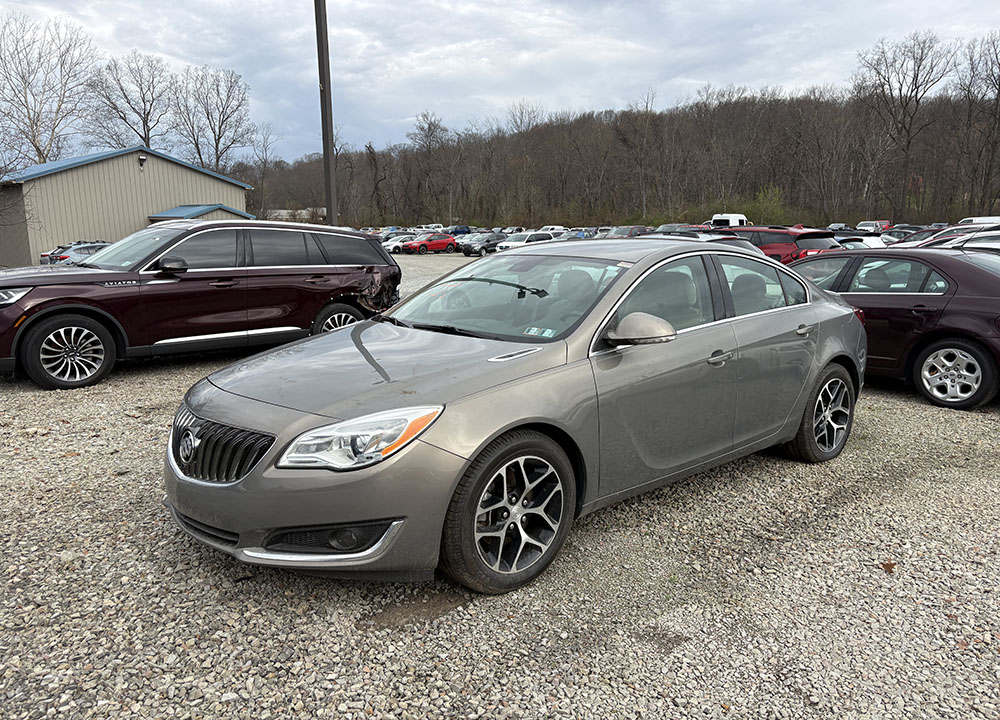 
								BUICK REGAL SPORT TOURING full									