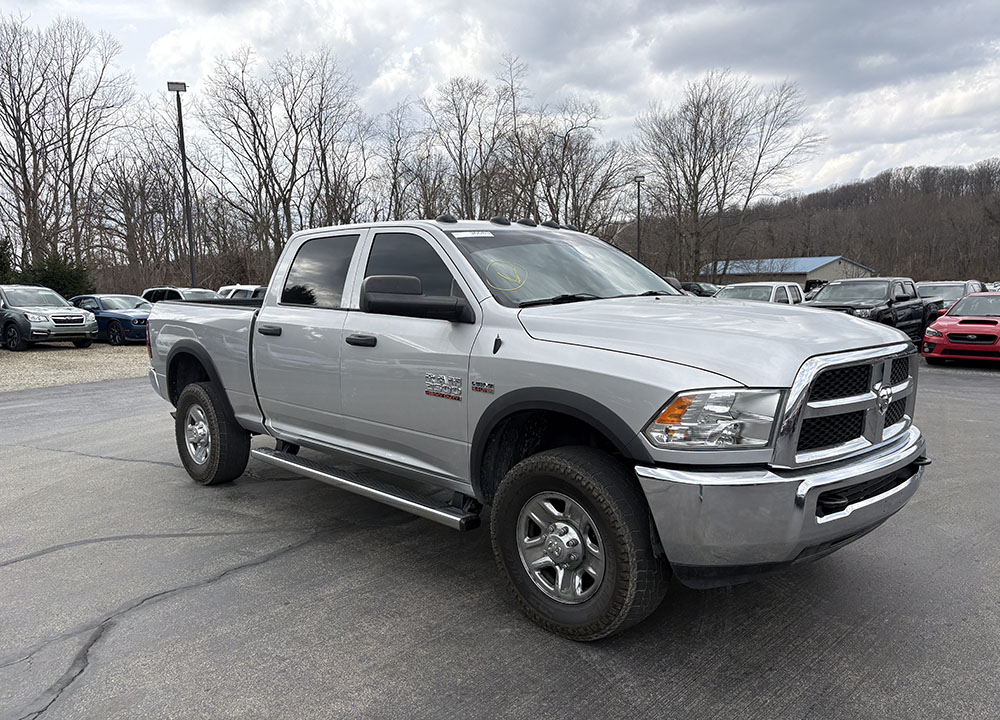 
								RAM 2500 ST CREW CAB full									