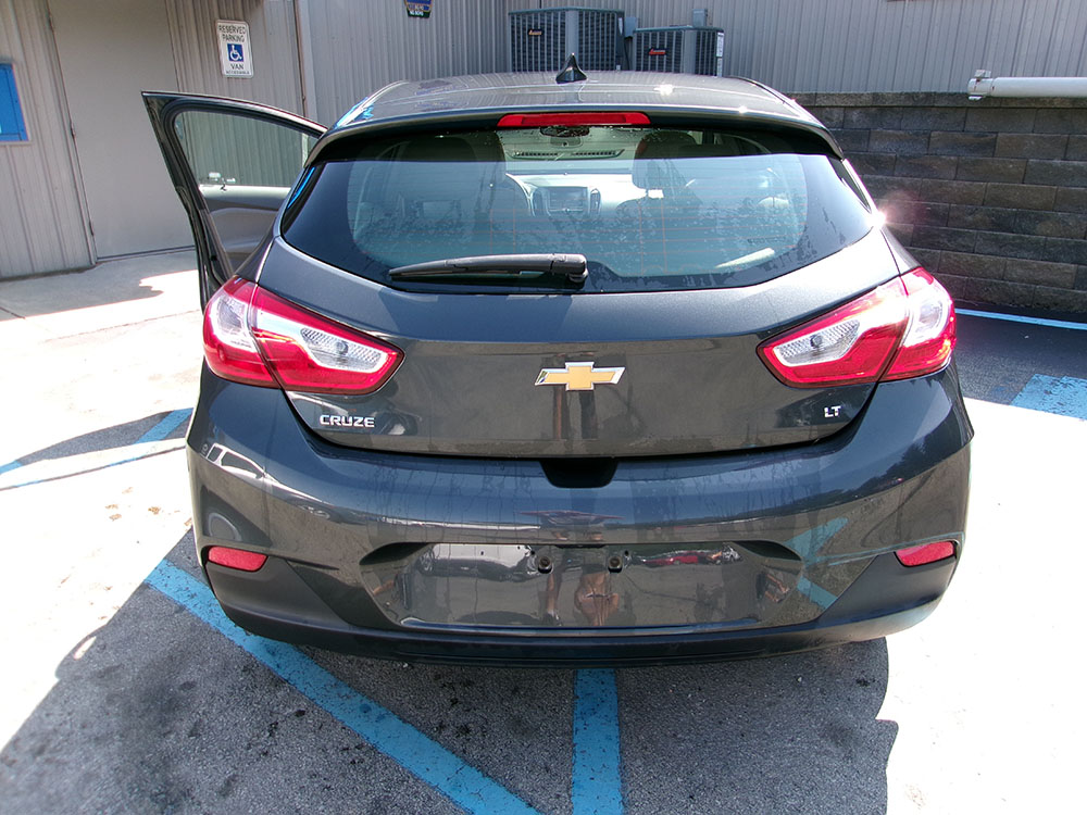 
								2018 Chevrolet Cruze LT full									