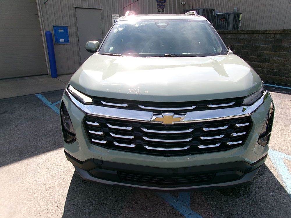 
								2025 Chevrolet Equinox LT full									