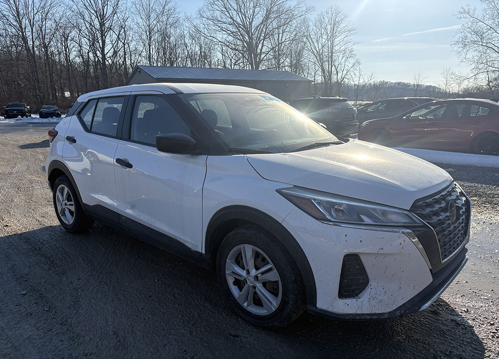 
								2021 Nissan Kicks S full									